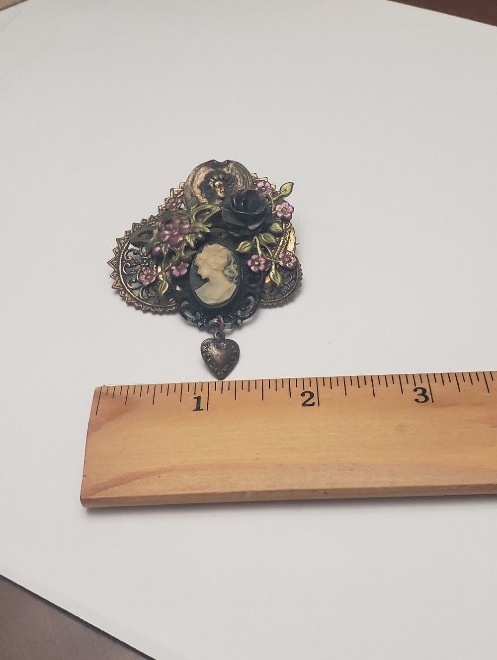 MONTAGE DESIGNS 1998 Cameo Mixed Metals Brooch Pin - Picture 6 of 10